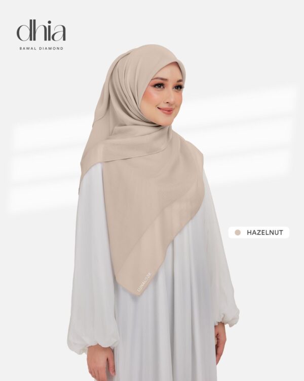 HAZELNUT