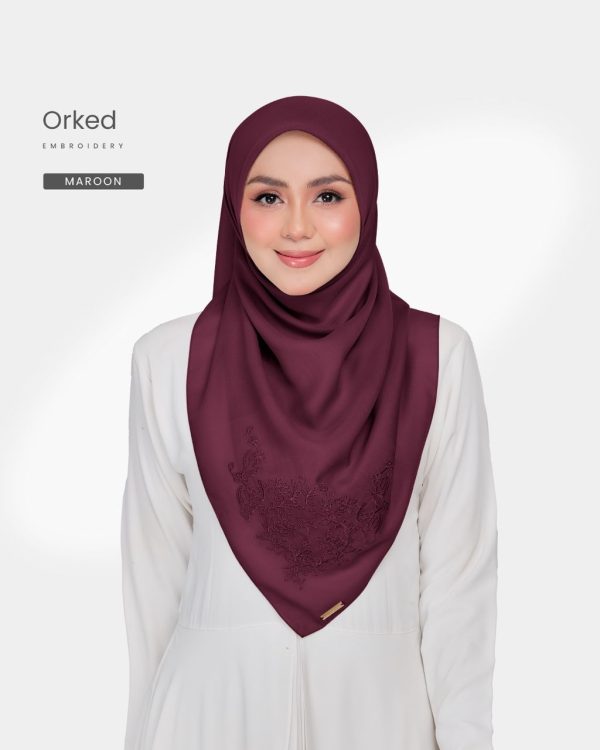 MAROON MAROON
