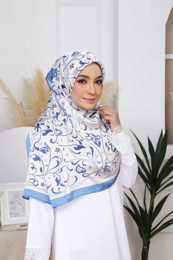 Bawal Azure - IZNIK (NEW) 